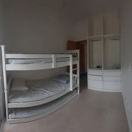 Apto Ubatuba, alto padrão a 100 mt do mar-3